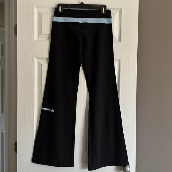Lululemon yoga pants (wide leg) - Picture 2 of 2